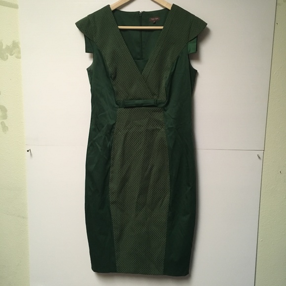 Hunter Green Silk Cocktail Dress - Picture 1 of 6